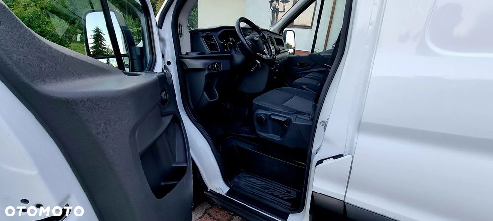 Ford TRANSIT - 11