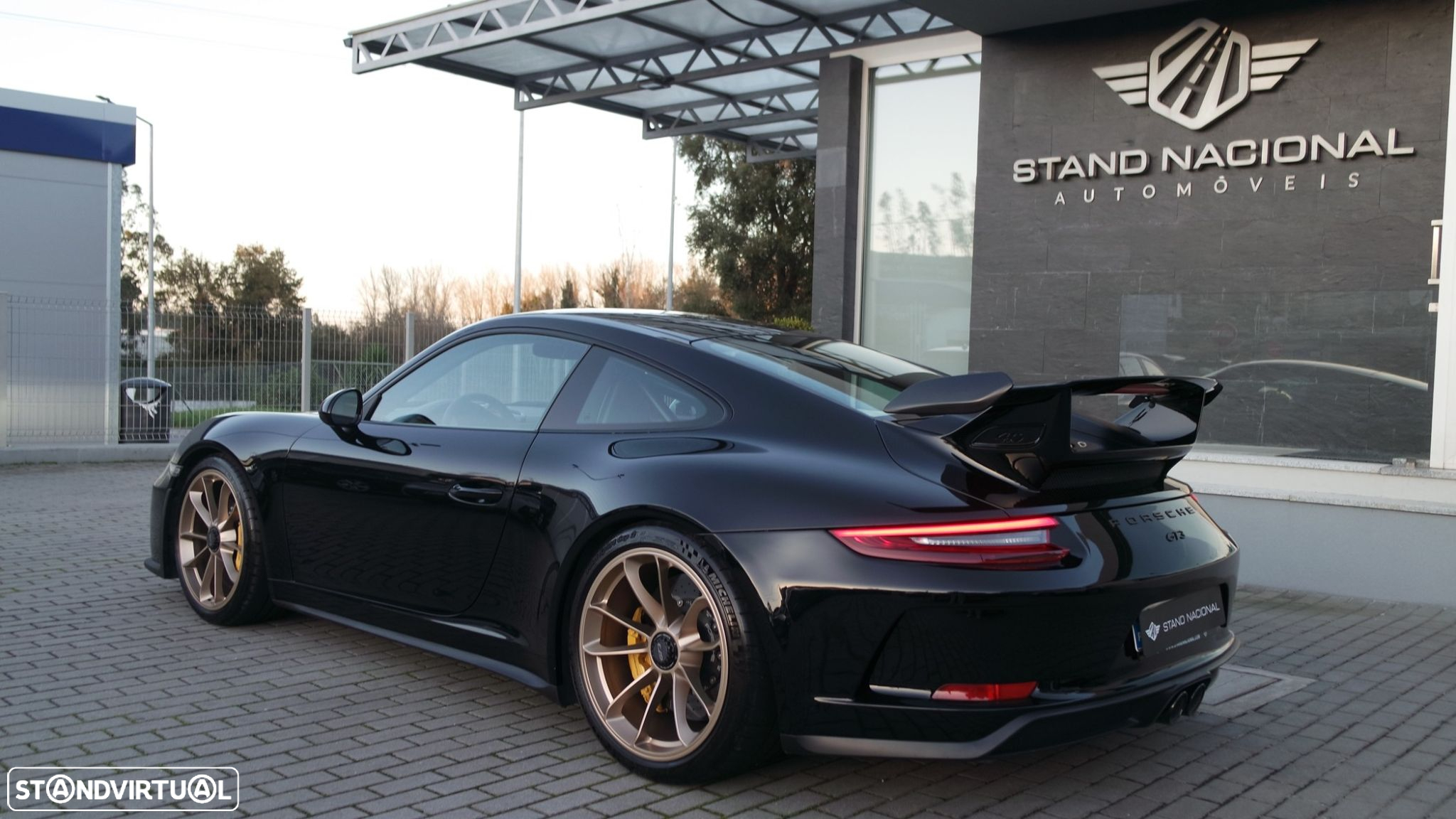 Porsche 911 Série F - 6