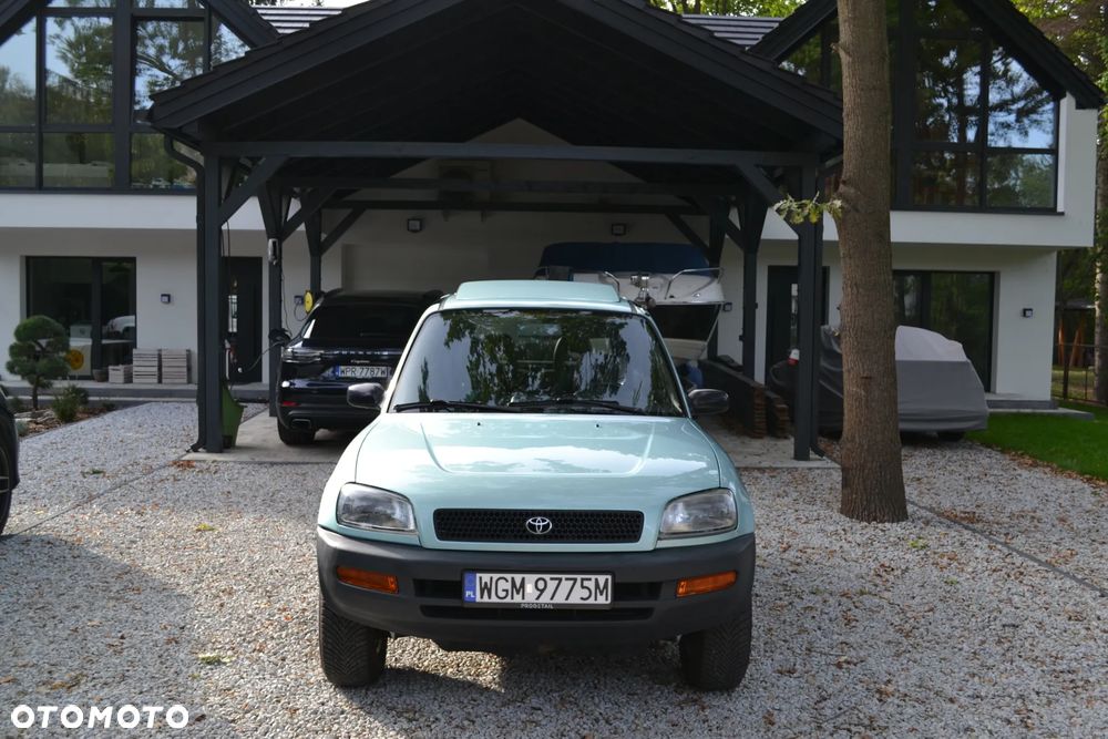 Toyota RAV4 2.0 Fun - 2