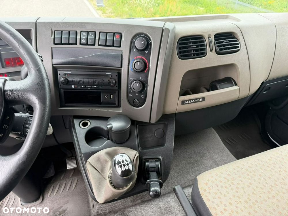 Renault MIDLUM 220 DXI  3 miejsca siedzące  , EURO 5 - 9