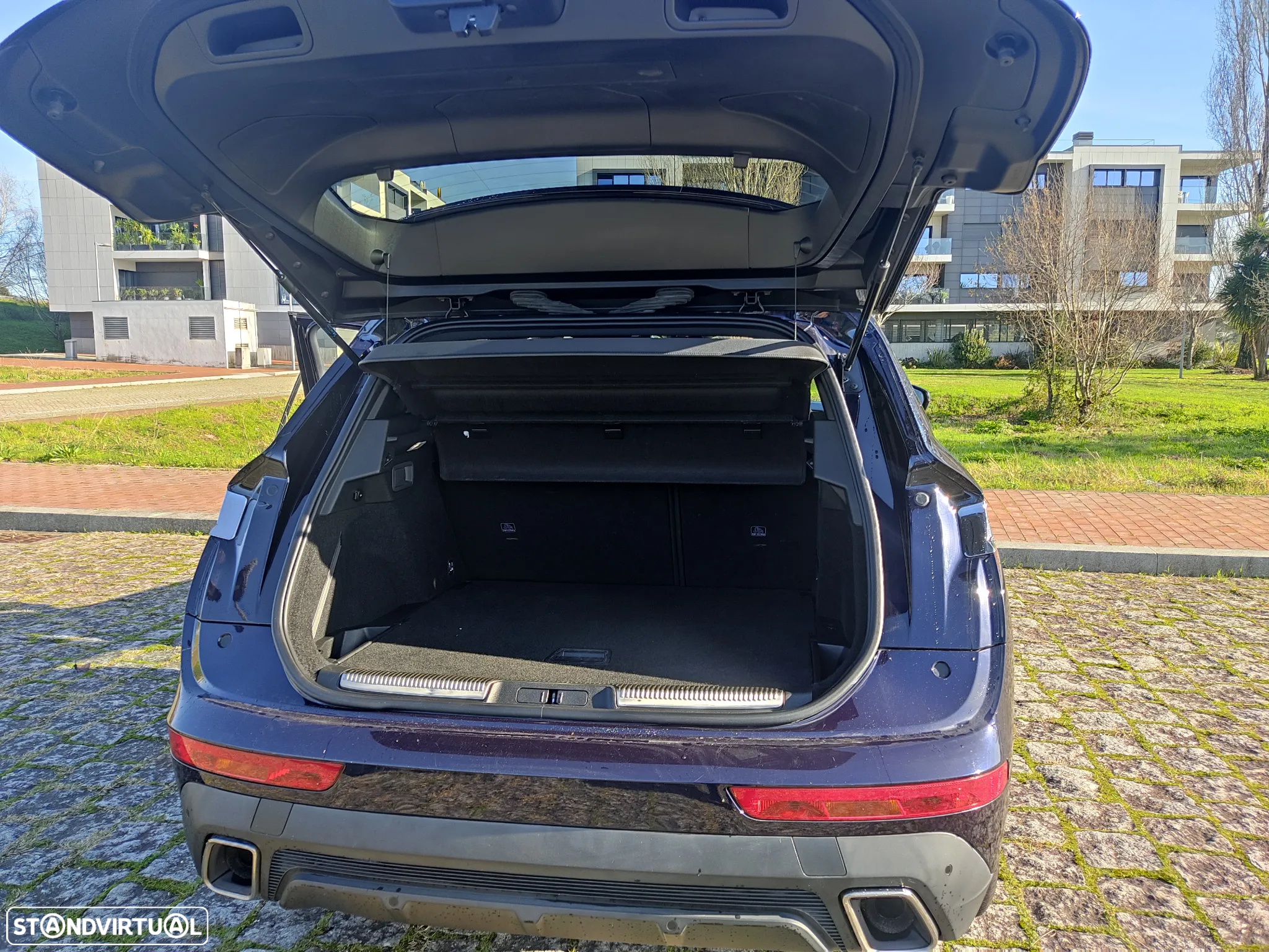 DS DS7 Crossback - 8