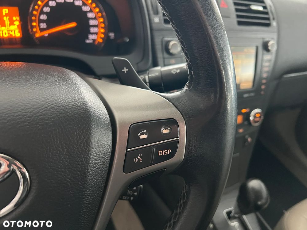 Toyota Avensis 2.0 Prestige NAVI MS - 26