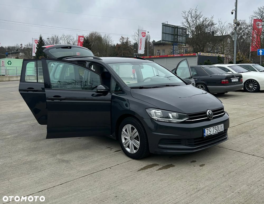 Volkswagen Touran 1.5 TSI EVO Trendline - 3