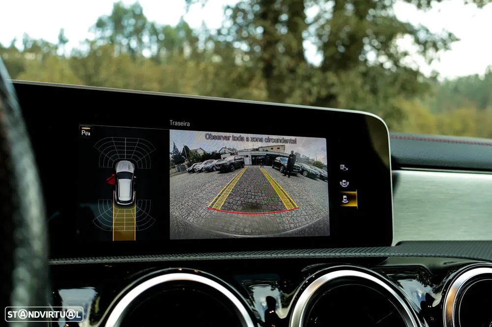 Mercedes-Benz CLA 180 d Shooting Brake AMG Line Aut. - 24