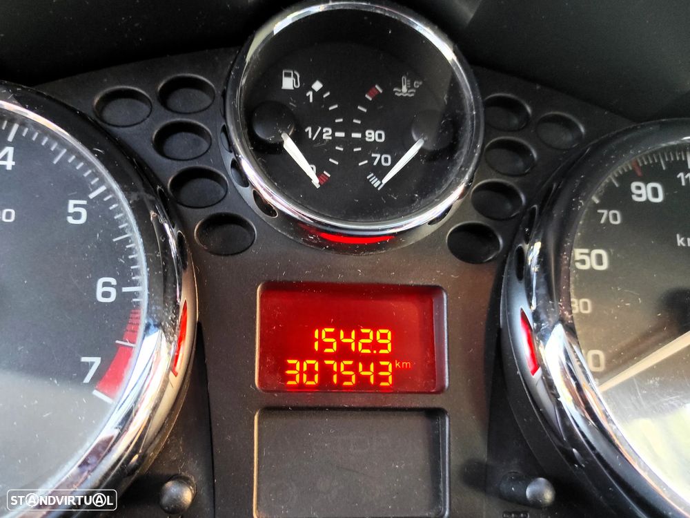 Peugeot 207 1.4 16V Trendy - 19