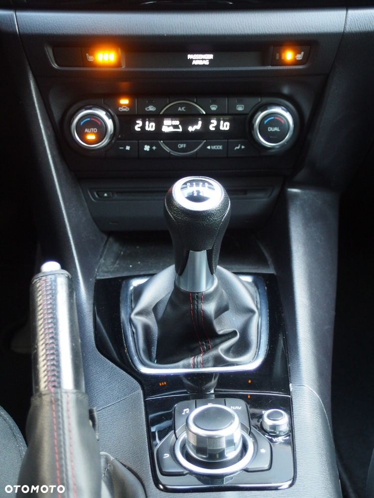 Mazda 3 - 13