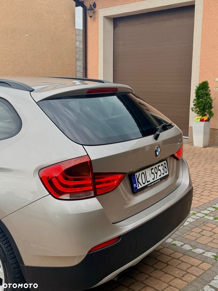 BMW X1 sDrive18i - 16
