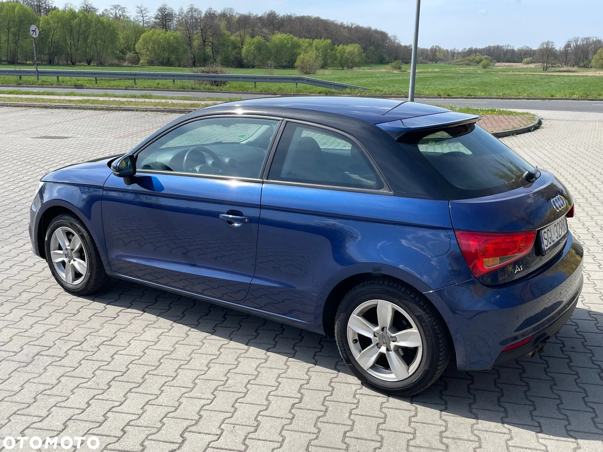 Audi A1 1.4 TFSI S tronic design - 12