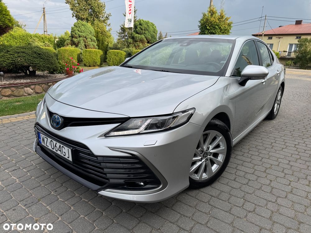 Toyota Camry 2.5 Hybrid Comfort CVT - 1