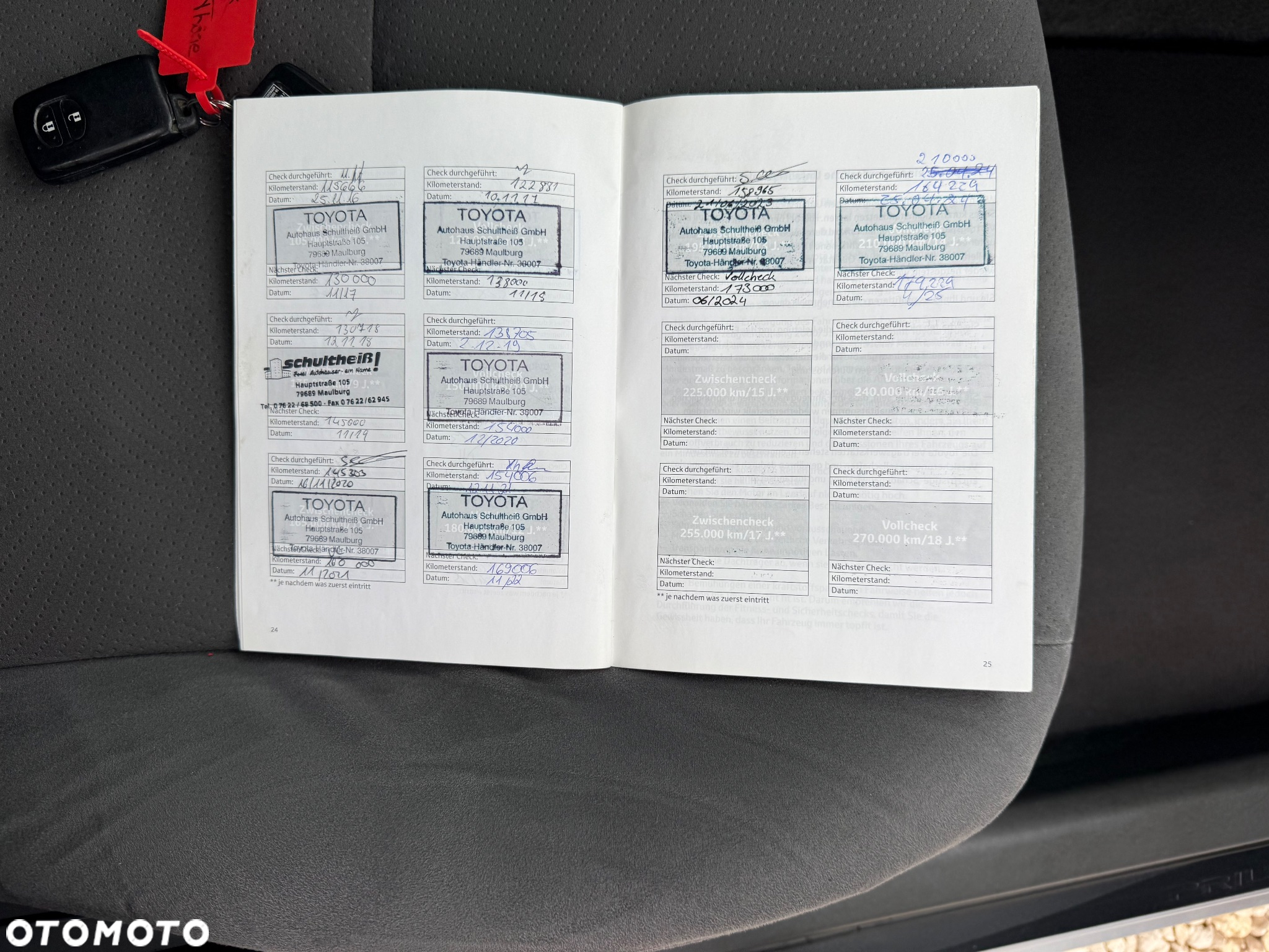 Toyota Prius 1.8 HSD Sol - 11