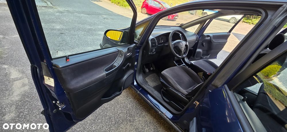 Opel Zafira 1.6 16V Elegance - 7