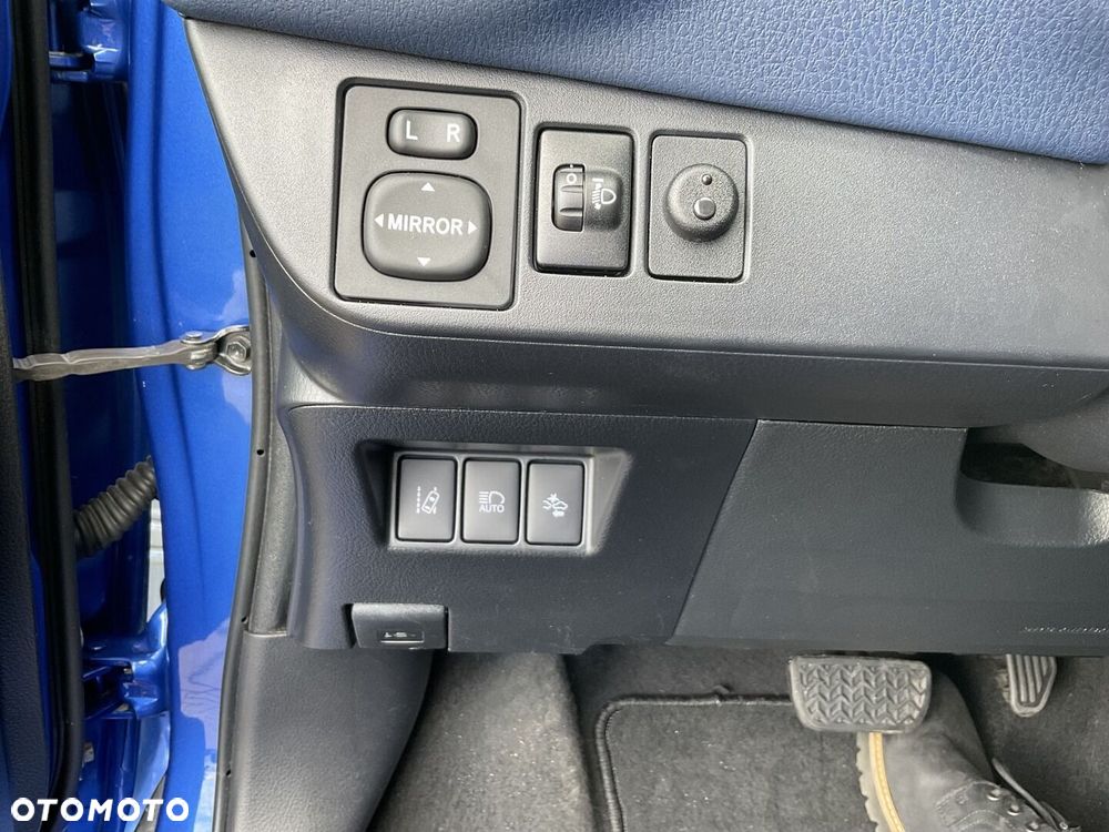 Toyota Yaris - 19