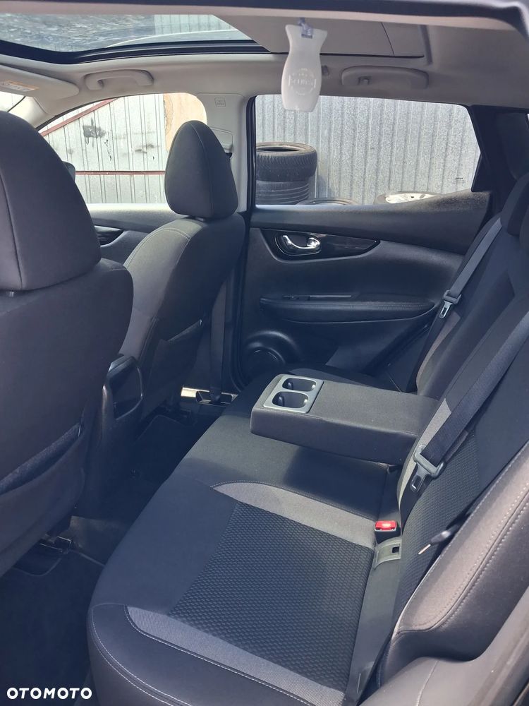 Nissan Qashqai - 12