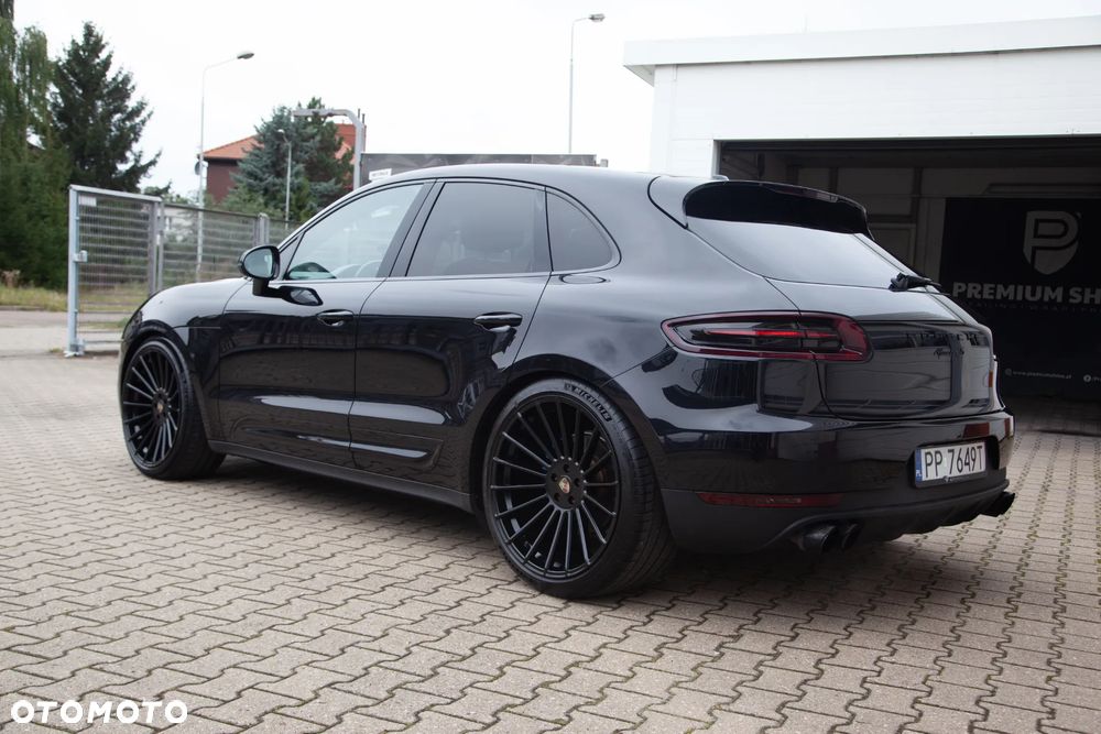 Porsche Macan S - 15