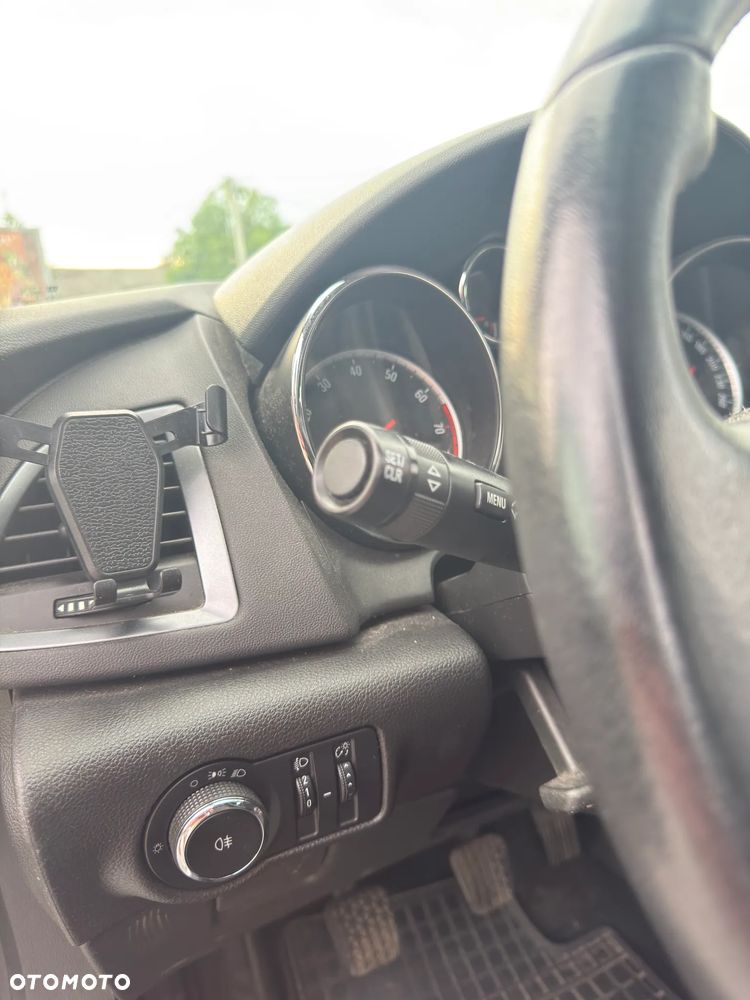 Opel Astra - 18