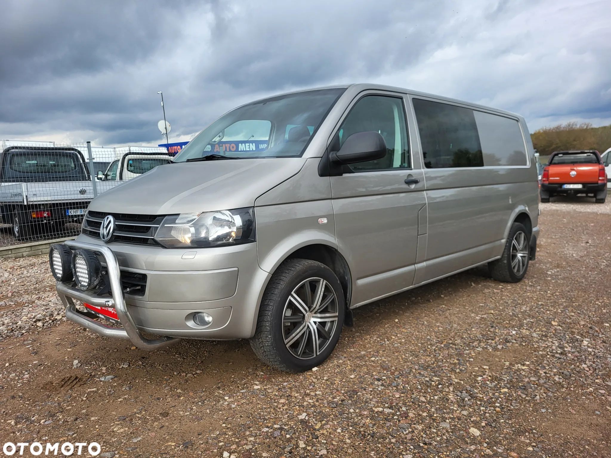 Volkswagen Transporter T5 DSG Doka Lang Comfortline - 1