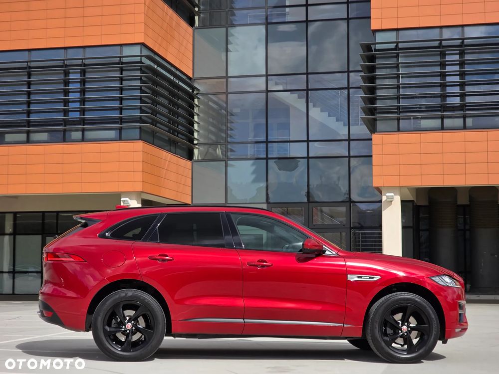 Jaguar F-Pace 2.0 i4D AWD R-Sport - 31