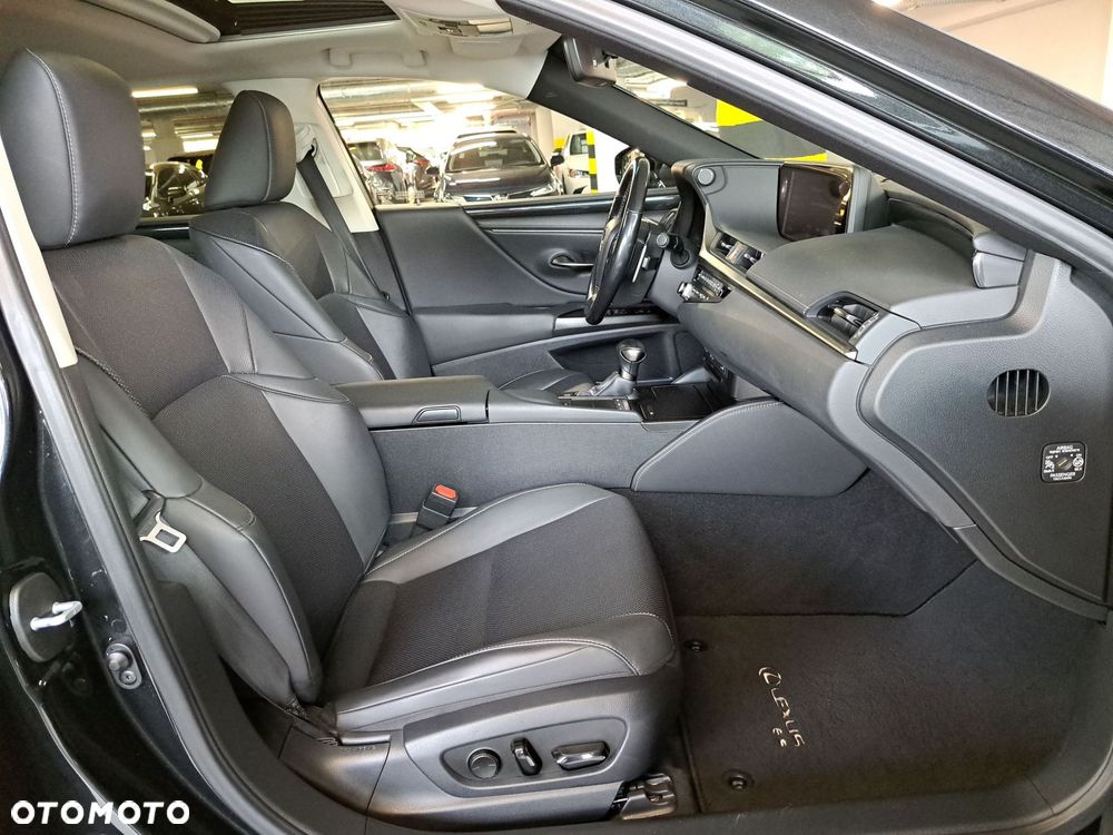 Lexus ES - 17