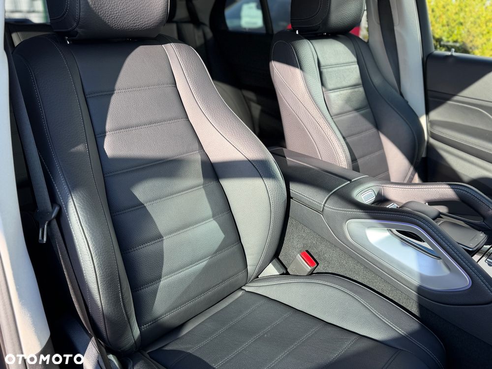 Mercedes-Benz GLE 300 d 4Matic 9G-TRONIC AMG Line - 9