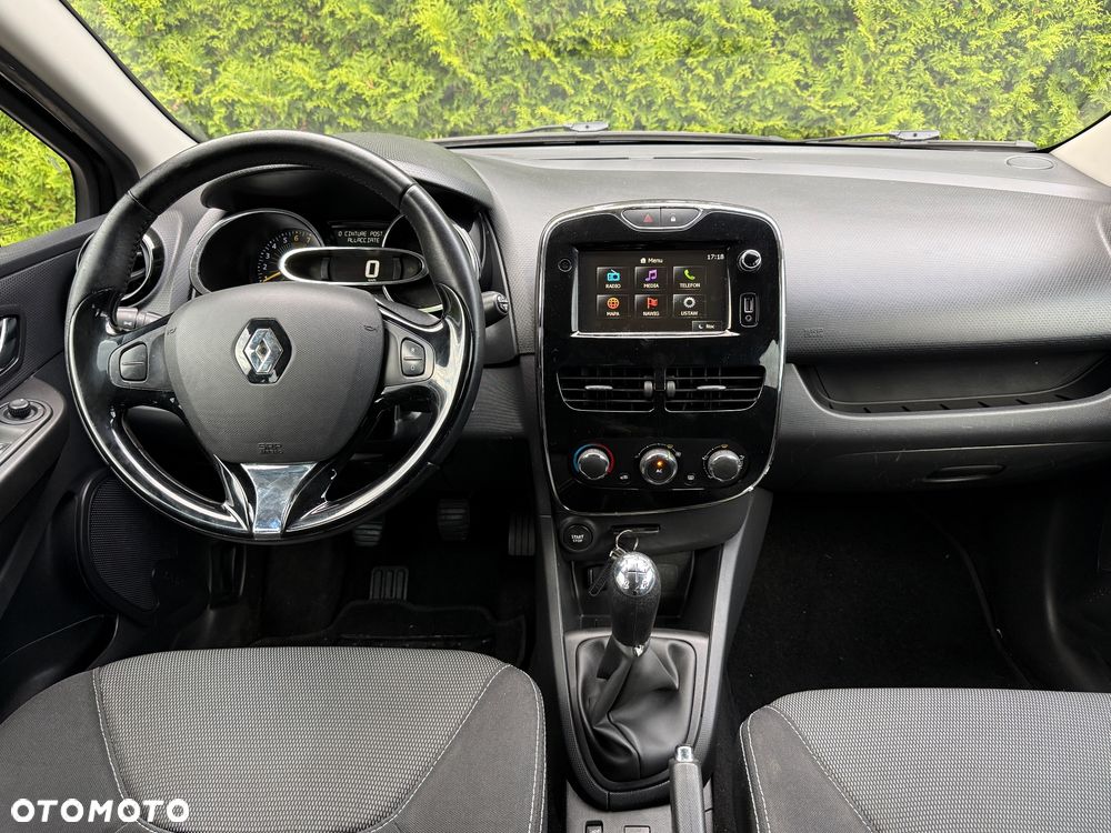 Renault Clio 1.2 16V 75 Expression - 6