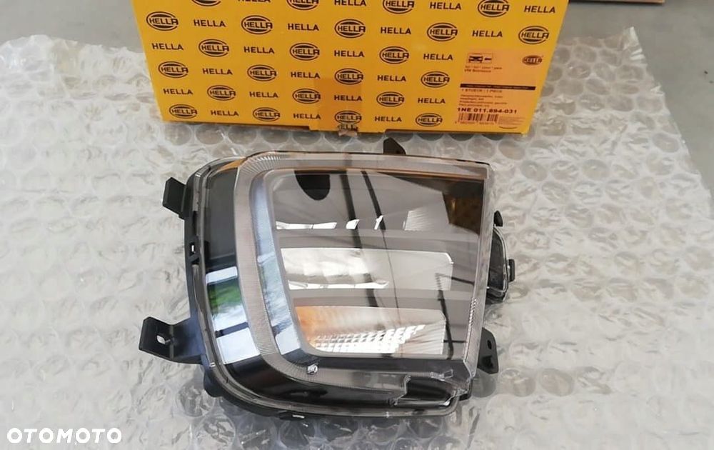 SCIROCCO 137 138 LAMPA PRZECIWMGIELNA HELLA NOWA P - 2