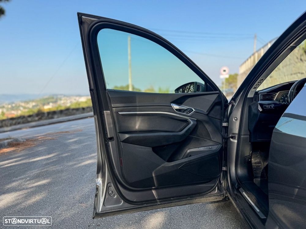 Audi e-tron 55 quattro Advanced - 27