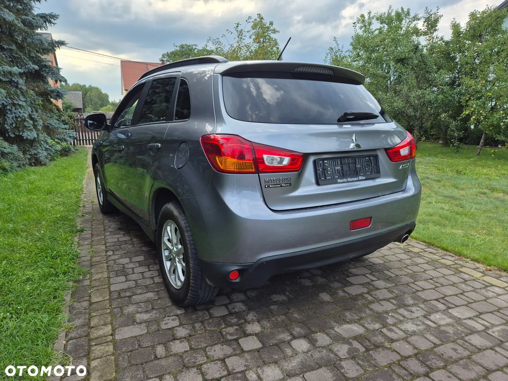 Mitsubishi ASX - 8