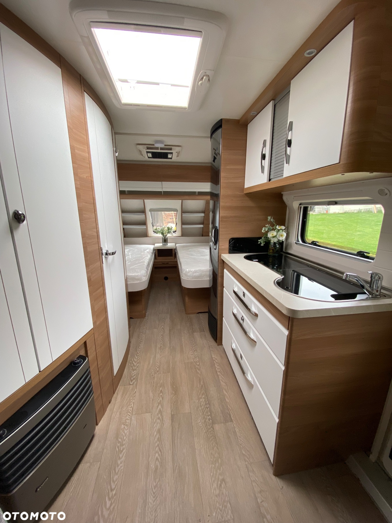 Hobby 495 UL DE LUXE - 10