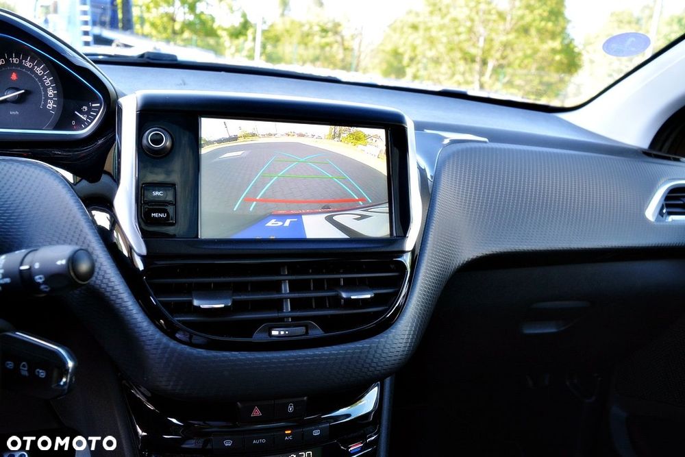 Peugeot 2008 PureTech 110 Stop&Start EAT6 Crossway - 8