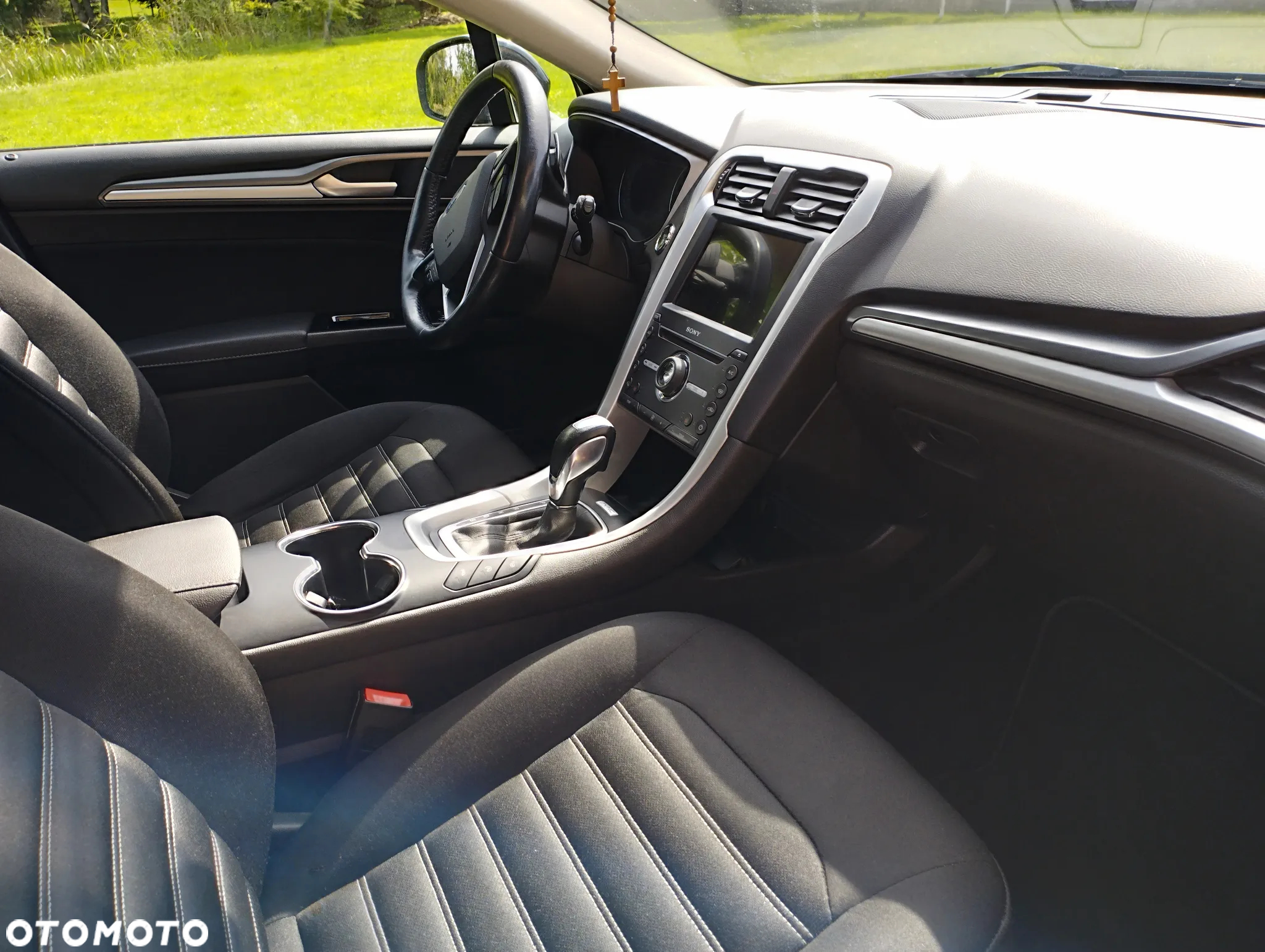 Ford Mondeo 2.0 TDCi Edition PowerShift - 14