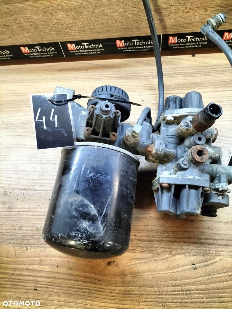 MERCEDES ATEGO osuszacz powietrza - 1