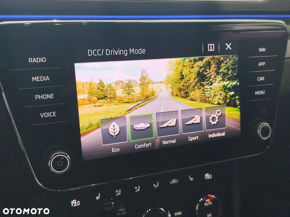 Skoda Superb - 33