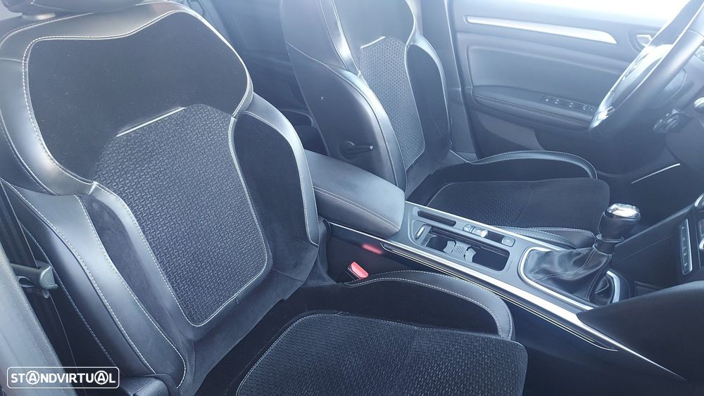 Renault Mégane Sport Tourer 1.6 dCi Intens - 16