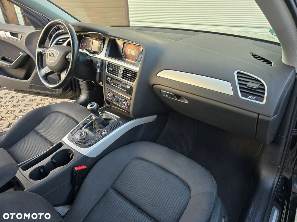 Audi A4 Avant 2.0 TDI ultra - 28