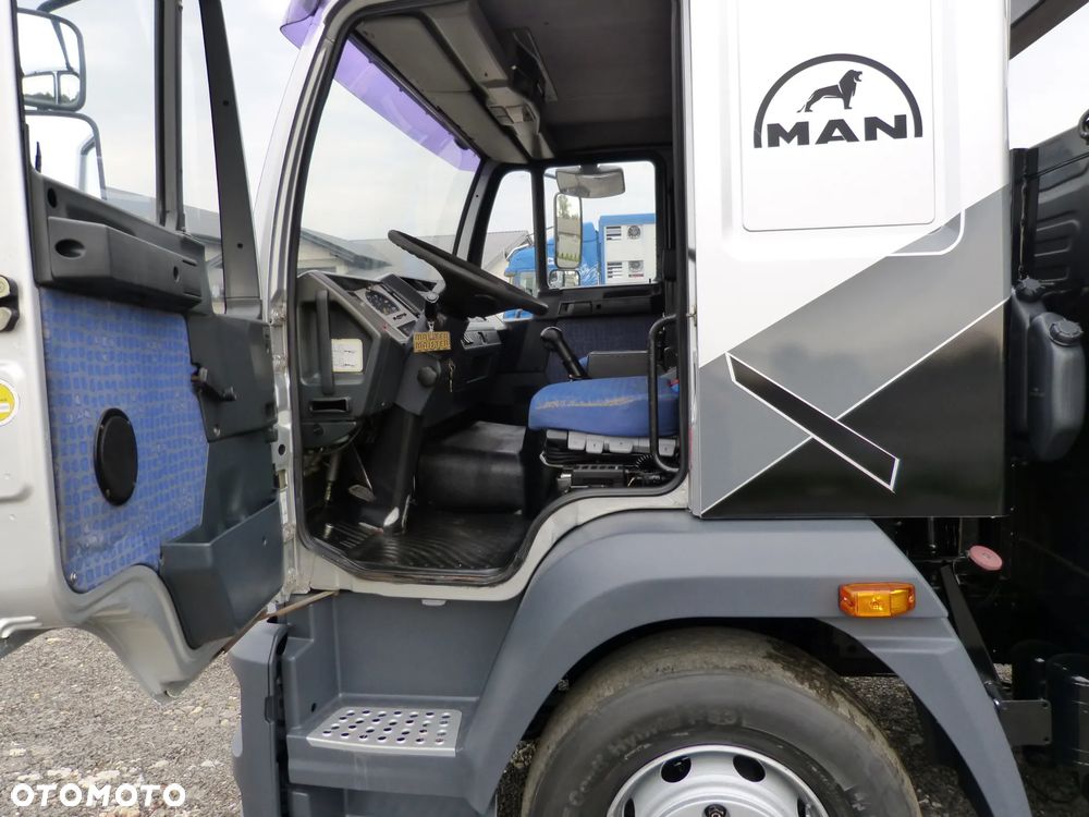 MAN LE 15.280 POMOC DROGOWA / AUTOLAWETA / SPECJALNY / DMC 15.000 KG / ŁADOWNOŚĆ 9.000 KG / PODUSZKI / DŁ.7.70 M - 31