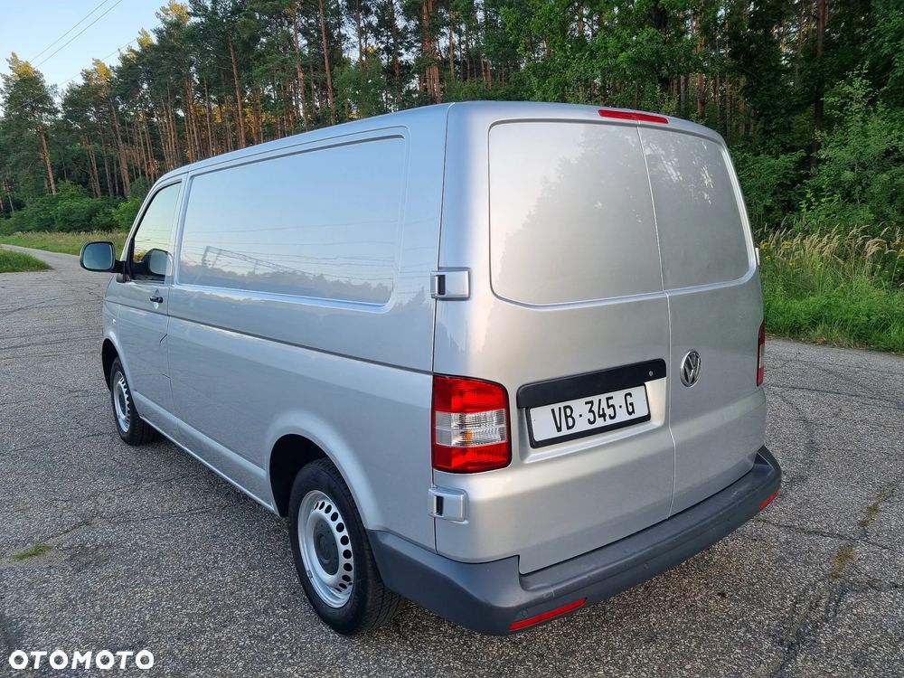Volkswagen Transporter - 4