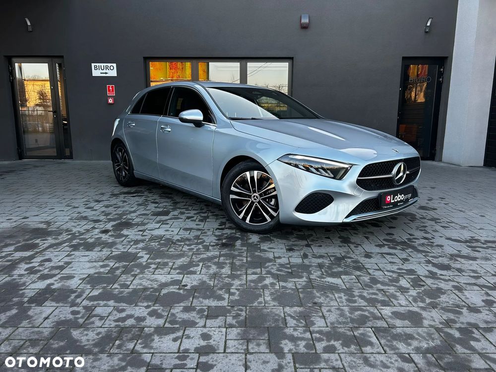 Mercedes-Benz Klasa A 200 d Progressive 8G-DCT - 3