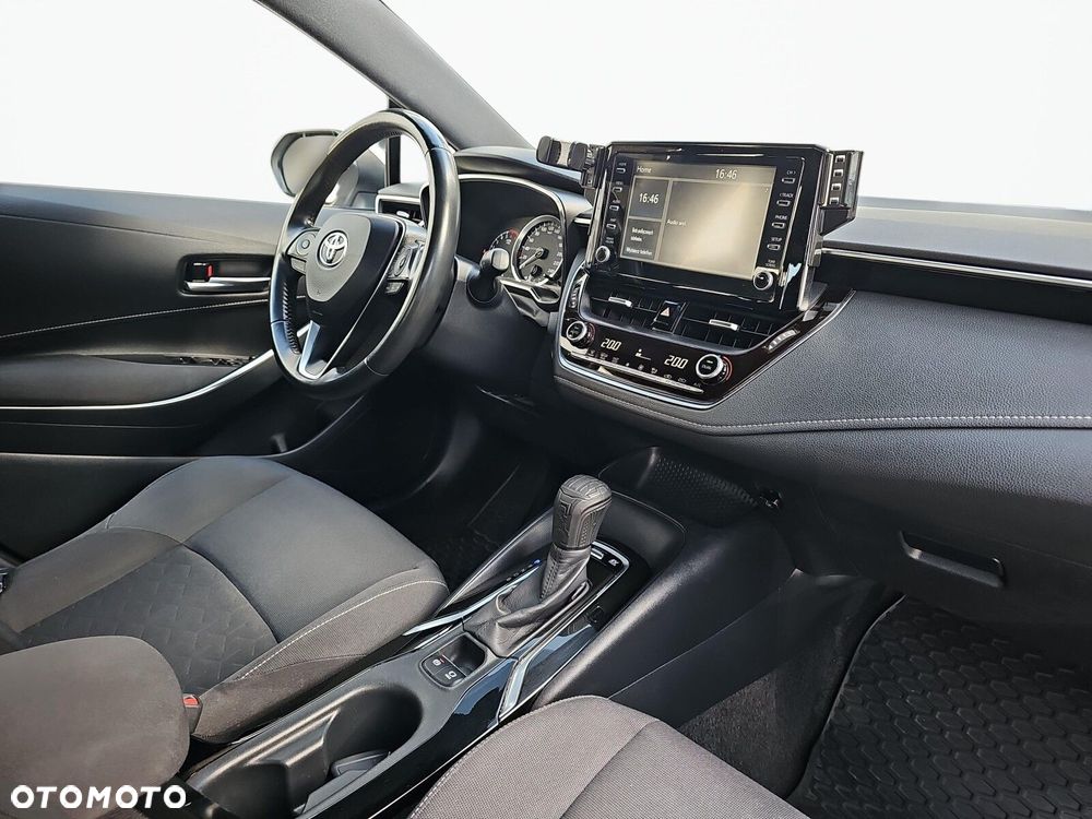 Toyota Corolla - 30