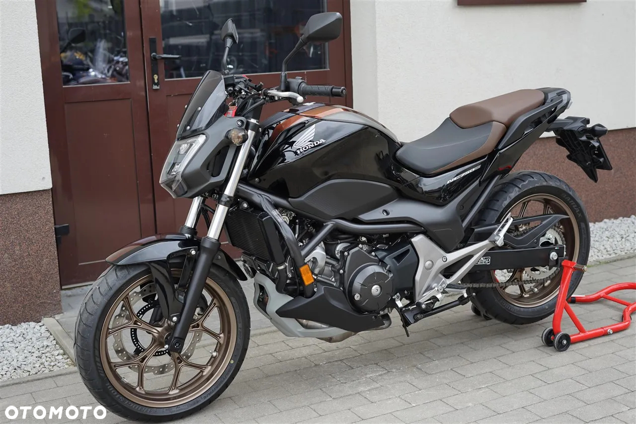 Honda NC - 21