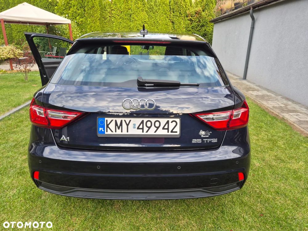 Audi A1 Sportback 1.0 TFSI - 4