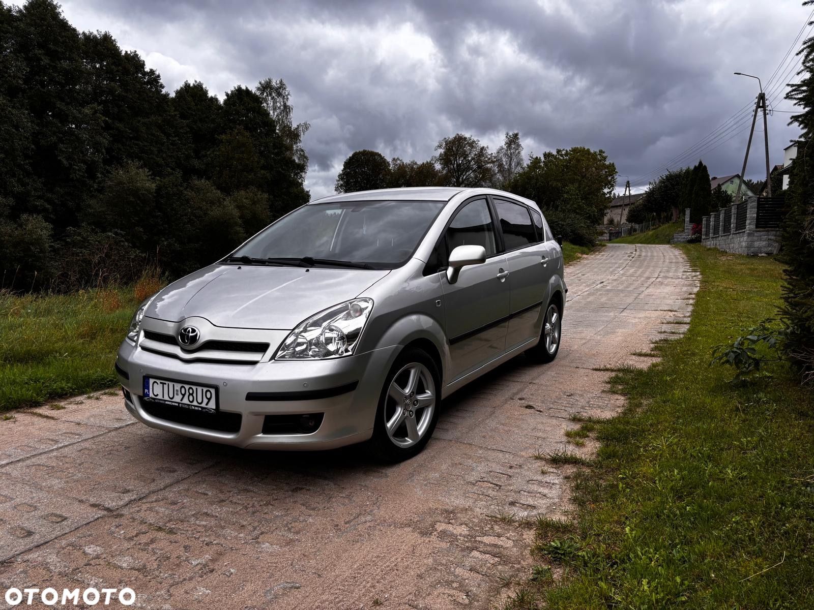 Toyota Corolla Verso 1.8 Gold 7os - 1
