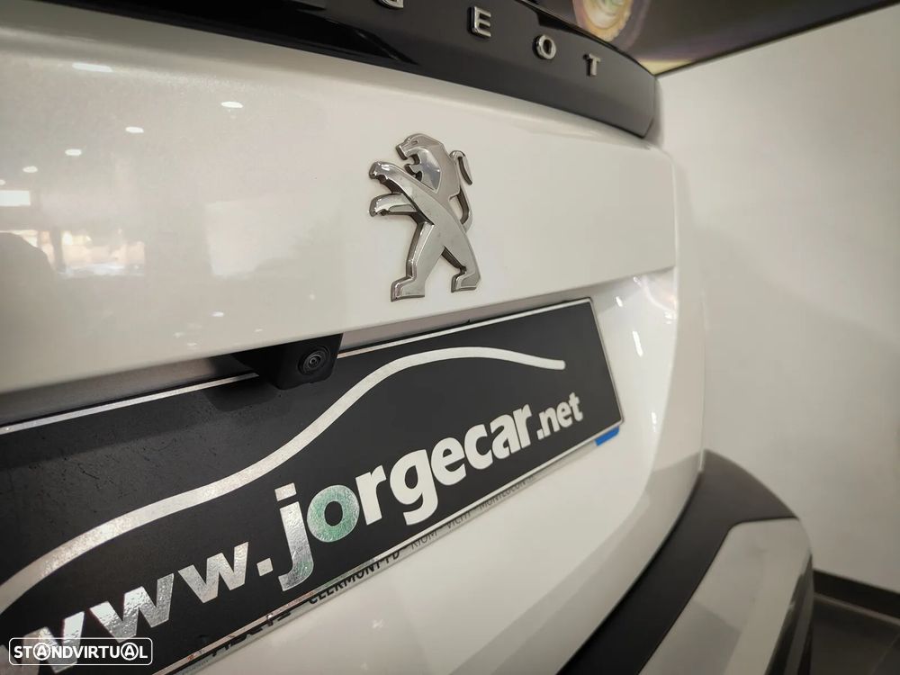 Peugeot 2008 1.2 PureTech Allure - 20