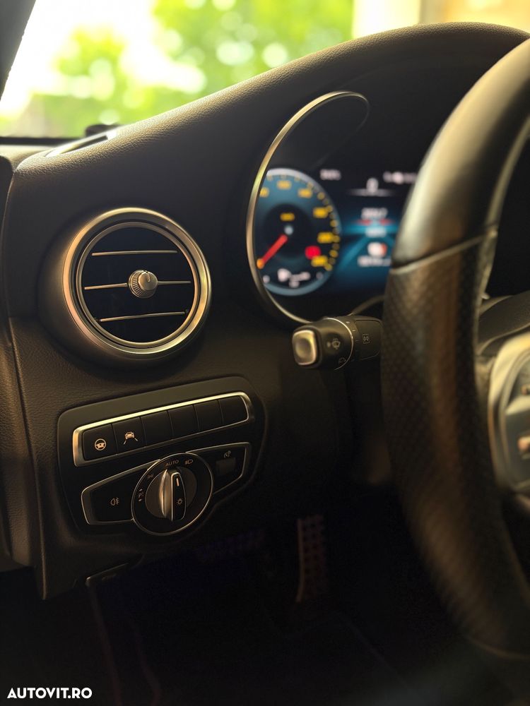 Mercedes-Benz C - 14