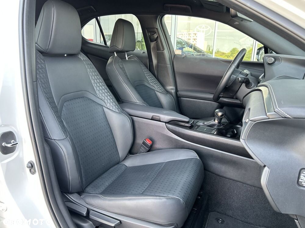 Lexus UX 250h GPF F Impression 2WD - 10