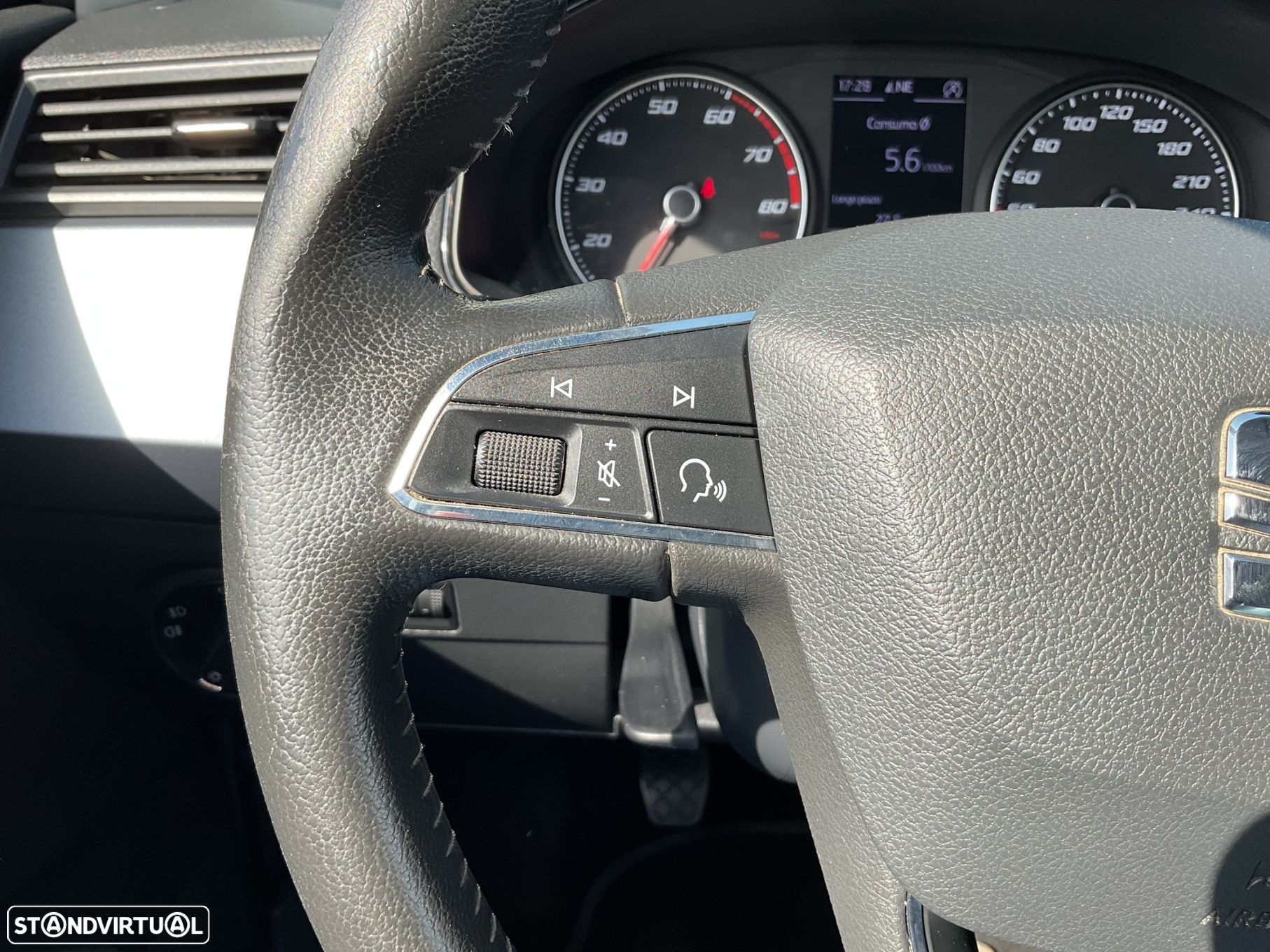 SEAT Arona 1.0 TSI Style - 32