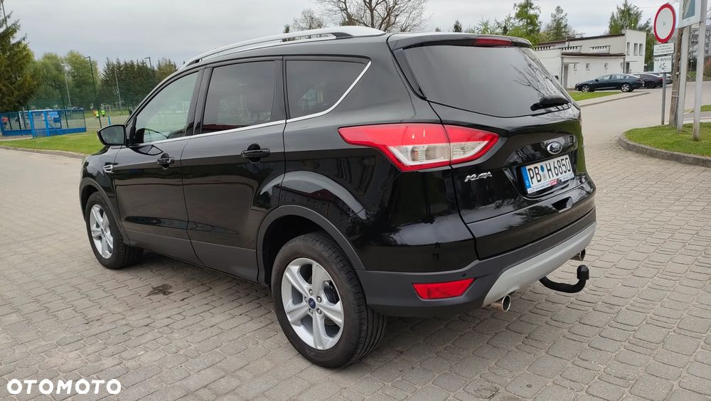 Ford Kuga 1.6 EcoBoost 2x4 Trend - 6