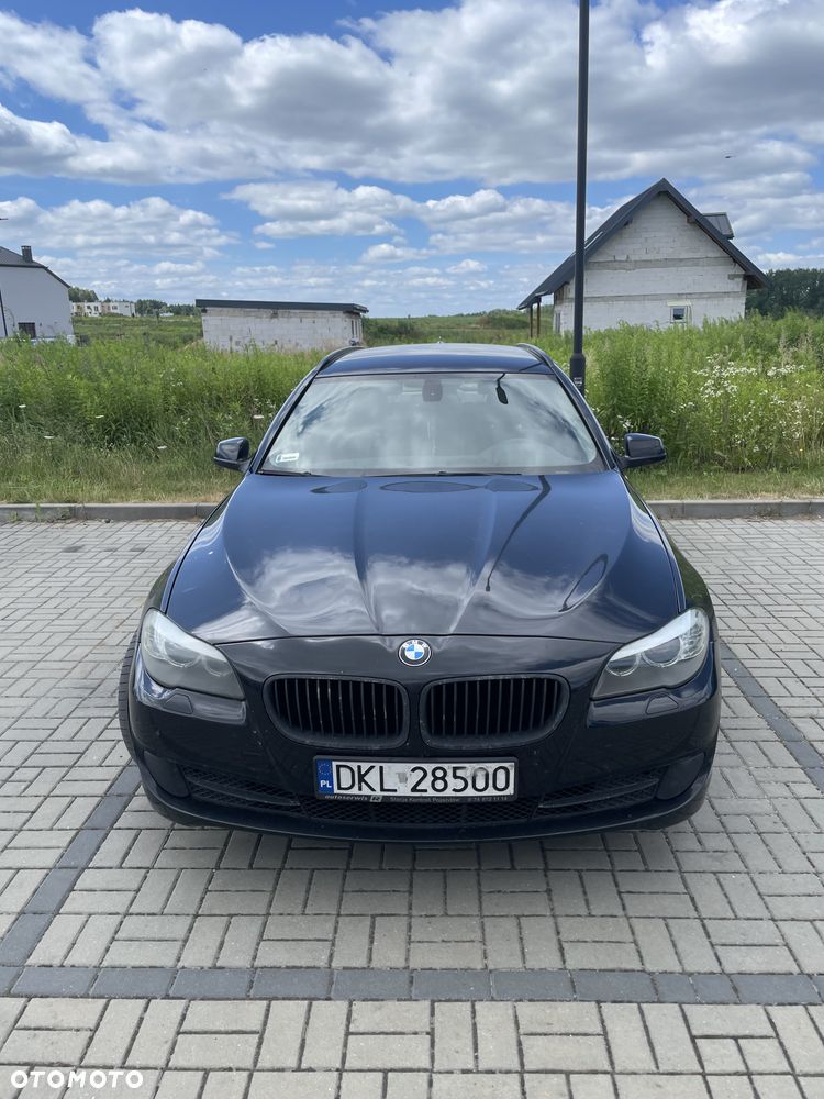 BMW Seria 5 525d - 6