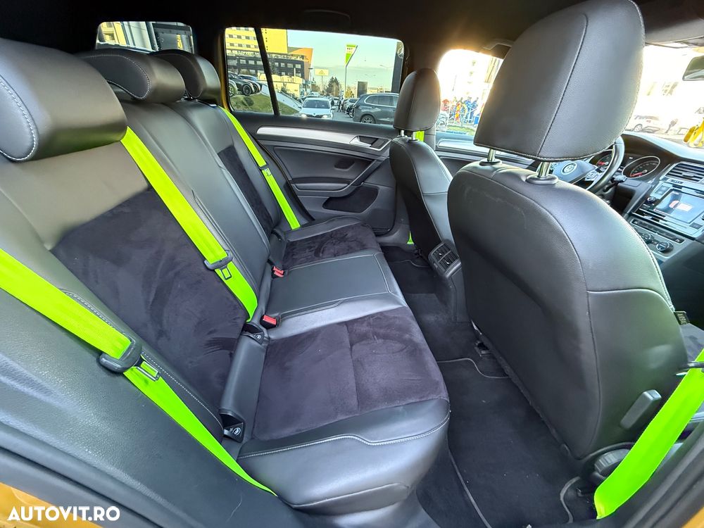 Volkswagen Golf 2.0 BlueTDI Comfortline - 11