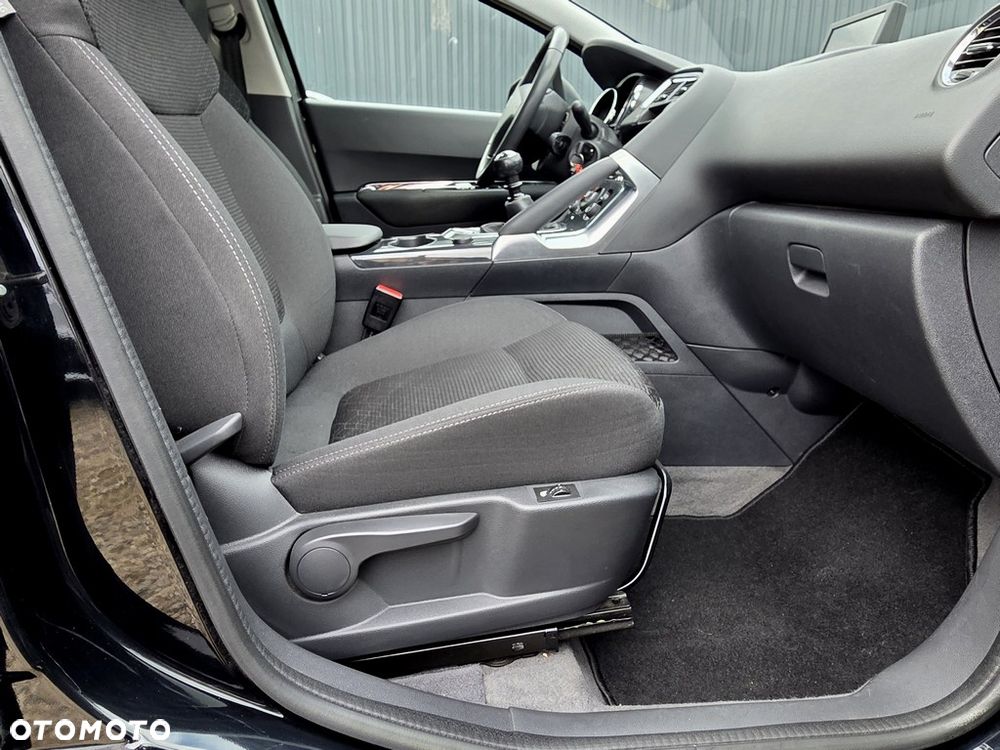 Peugeot 3008 2.0 HDi Allure - 17