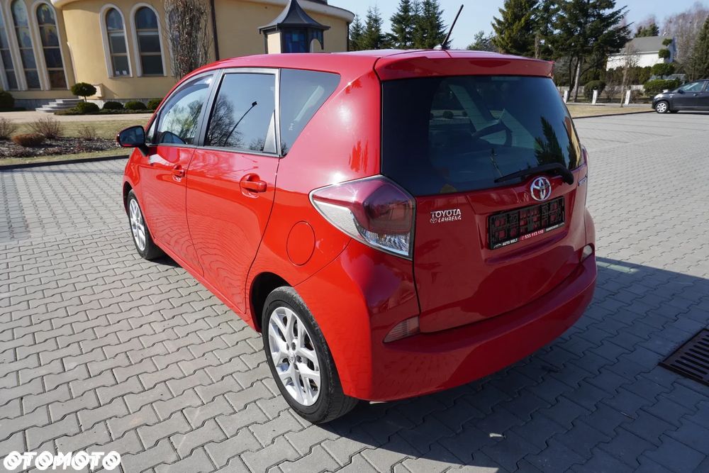Toyota Verso S - 5